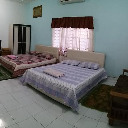 Dhia Irdina Homestay Paya Rewak Extérieur photo