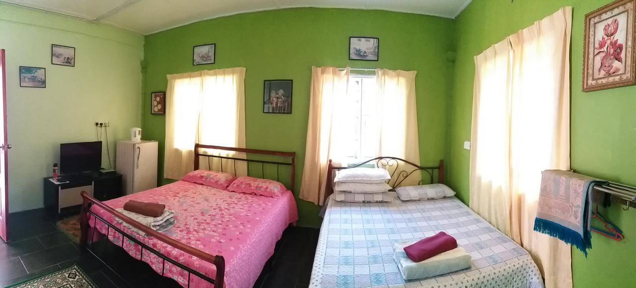 Dhia Irdina Homestay Paya Rewak Extérieur photo