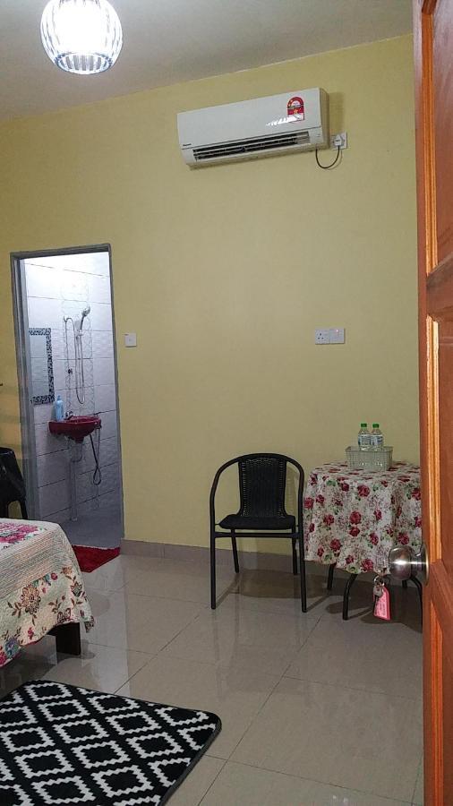Dhia Irdina Homestay Paya Rewak Extérieur photo